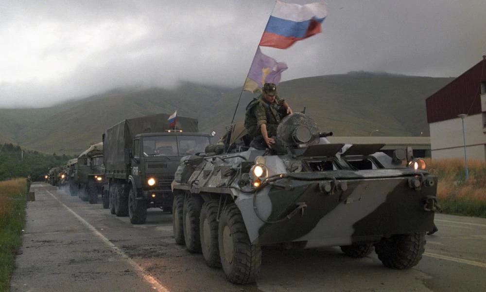 Αποκαλύψεις για θερμό επεισόδιο ΝΑΤΟ-Ρωσίας στο Κόσοβο